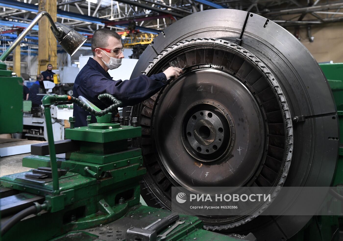 Машиностроительный завод "Тюменские моторостроители"