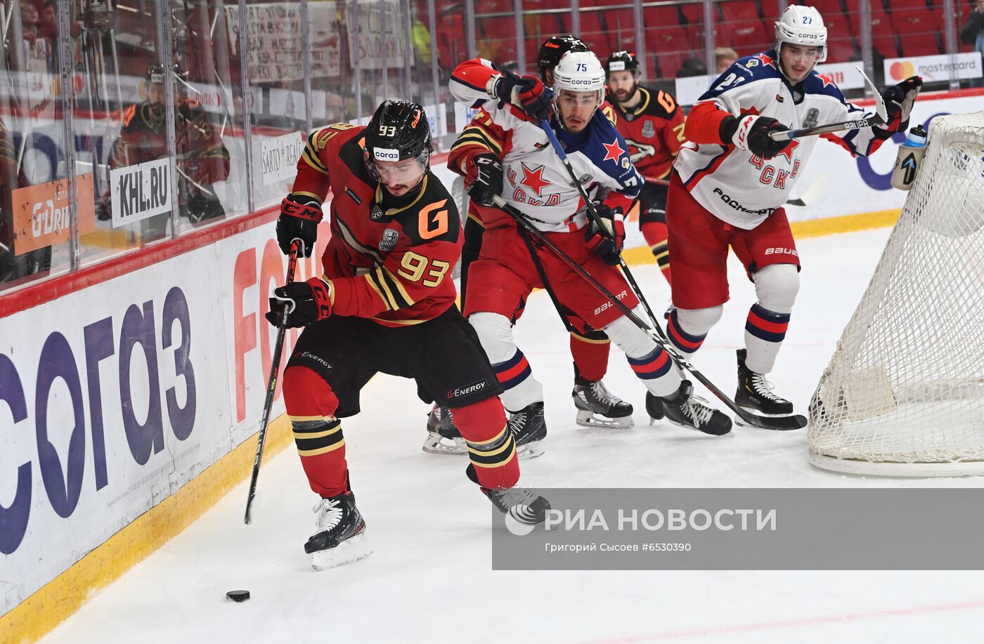 Хоккей. КХЛ. Финальная серия. Матч "Авангард" - ЦСКА