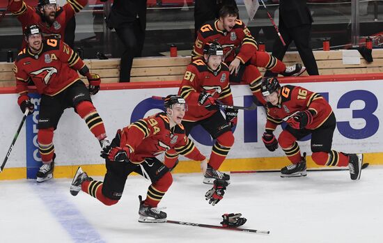 Хоккей. КХЛ. Финальная серия. Матч "Авангард" - ЦСКА