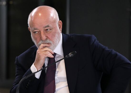 Зампред Совбеза РФ Д. Медведев посетил "Сколково"