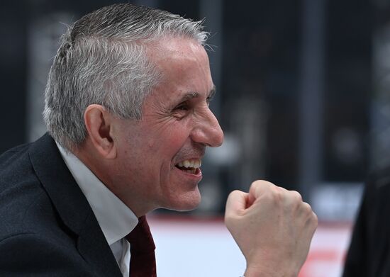 Хоккей. КХЛ. Финальная серия. Матч "Авангард" - ЦСКА