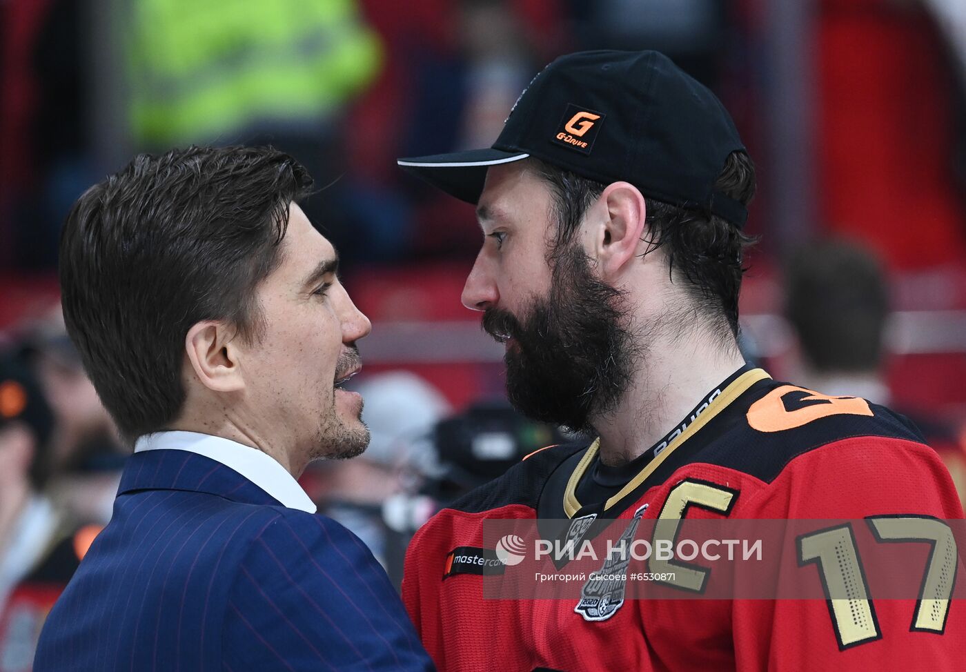 Хоккей. КХЛ. Финальная серия. Матч "Авангард" - ЦСКА