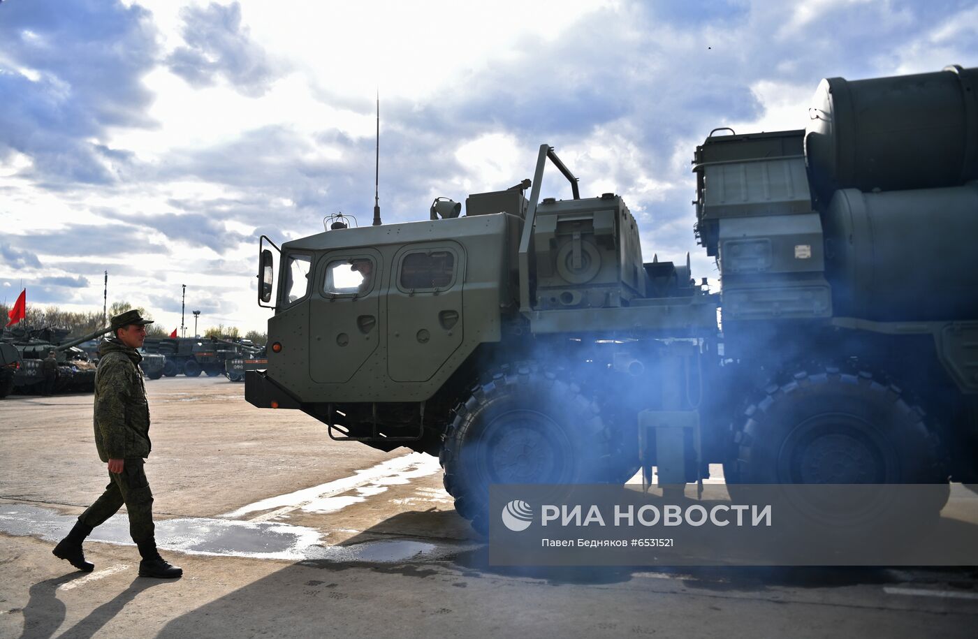 Ночная репетиция парада Победы в Москве 