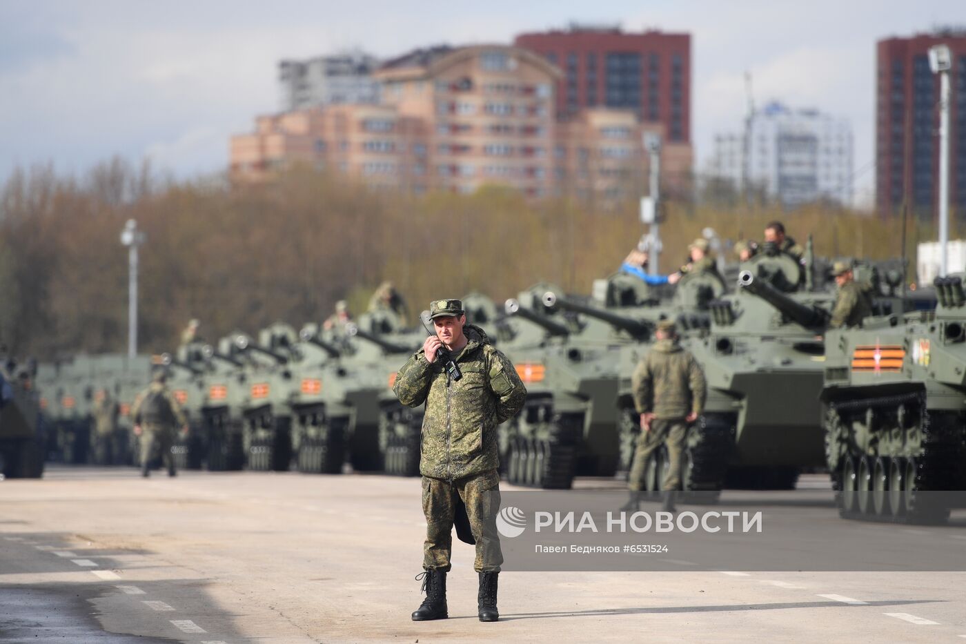 Ночная репетиция парада Победы в Москве 