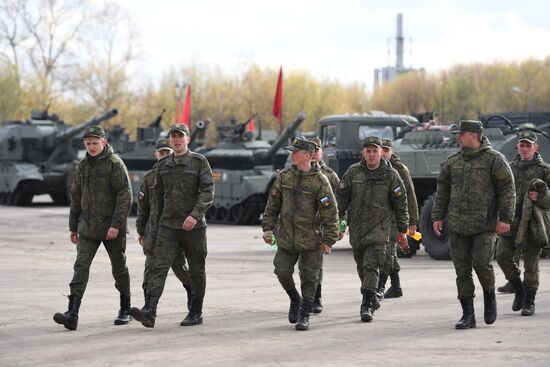 Ночная репетиция парада Победы в Москве 