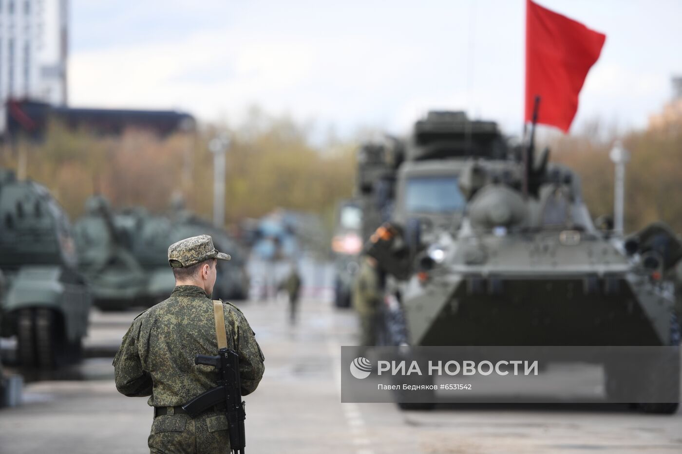 Ночная репетиция парада Победы в Москве 