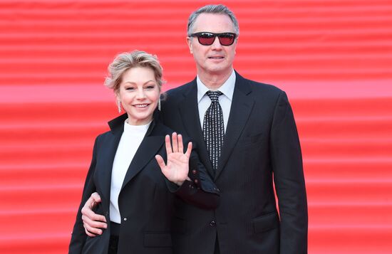 Церемония закрытия 43-го ММКФ