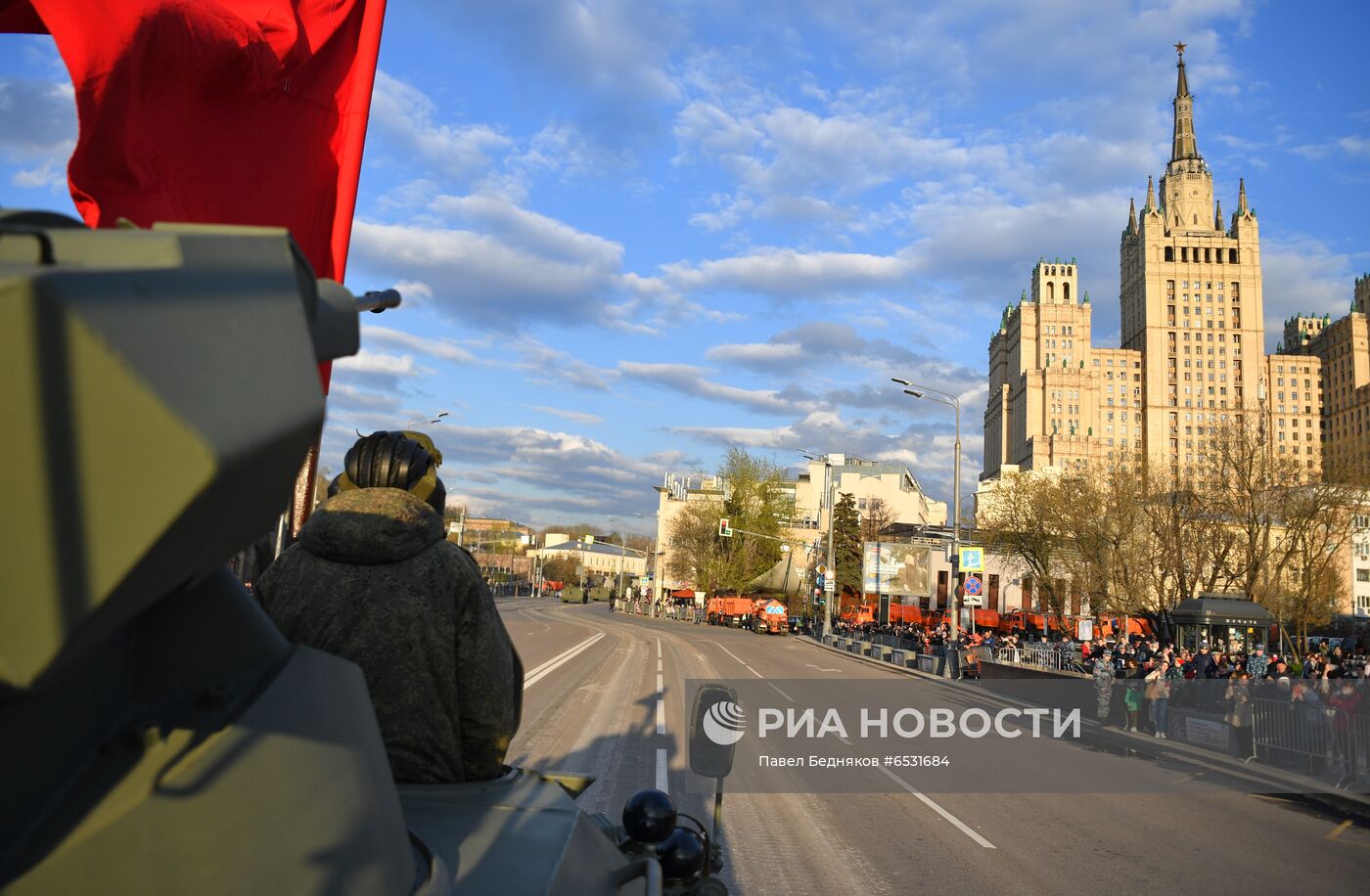 Ночная репетиция парада Победы в Москве 