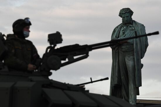 Ночная репетиция парада Победы в Москве