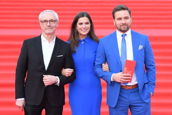 Церемония закрытия 43-го ММКФ