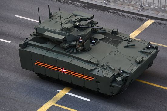 Ночная репетиция парада Победы в Москве 