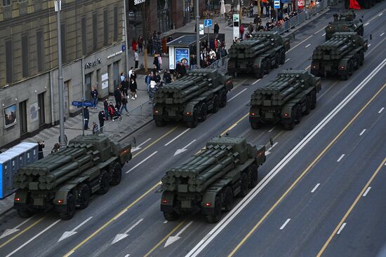 Ночная репетиция парада Победы в Москве 