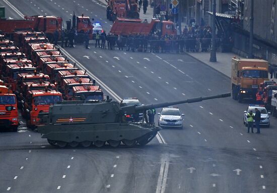 Ночная репетиция парада Победы в Москве 
