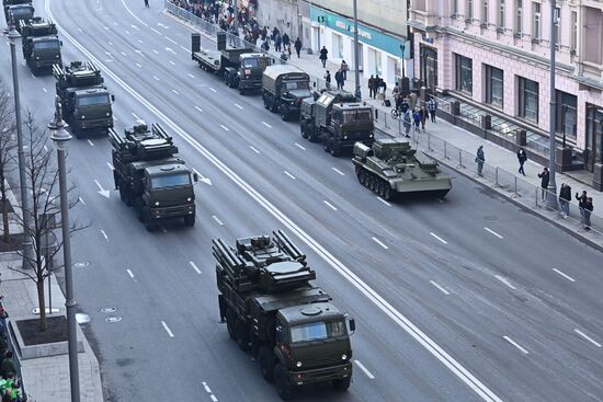 Ночная репетиция парада Победы в Москве 