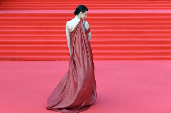 Церемония закрытия 43-го ММКФ