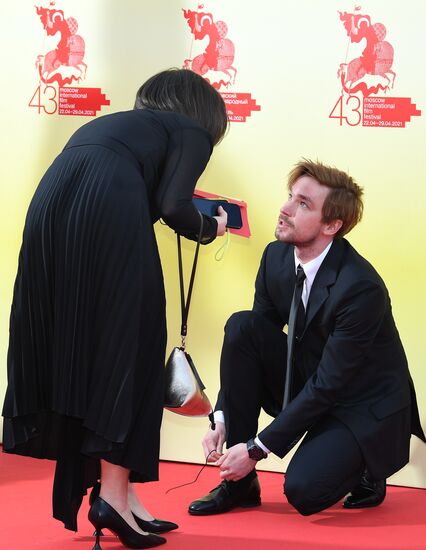 Церемония закрытия 43-го ММКФ