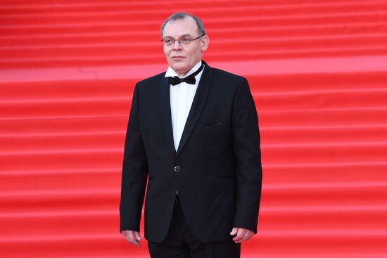 Церемония закрытия 43-го ММКФ