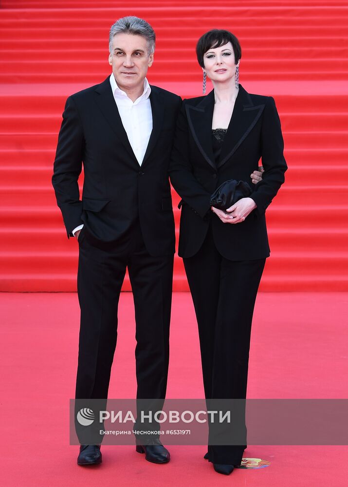 Церемония закрытия 43-го ММКФ