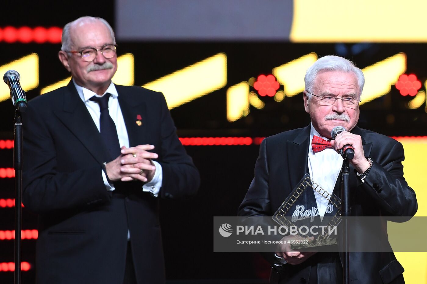 Церемония закрытия 43-го ММКФ