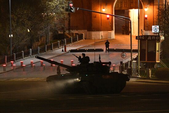 Ночная репетиция парада Победы в Москве