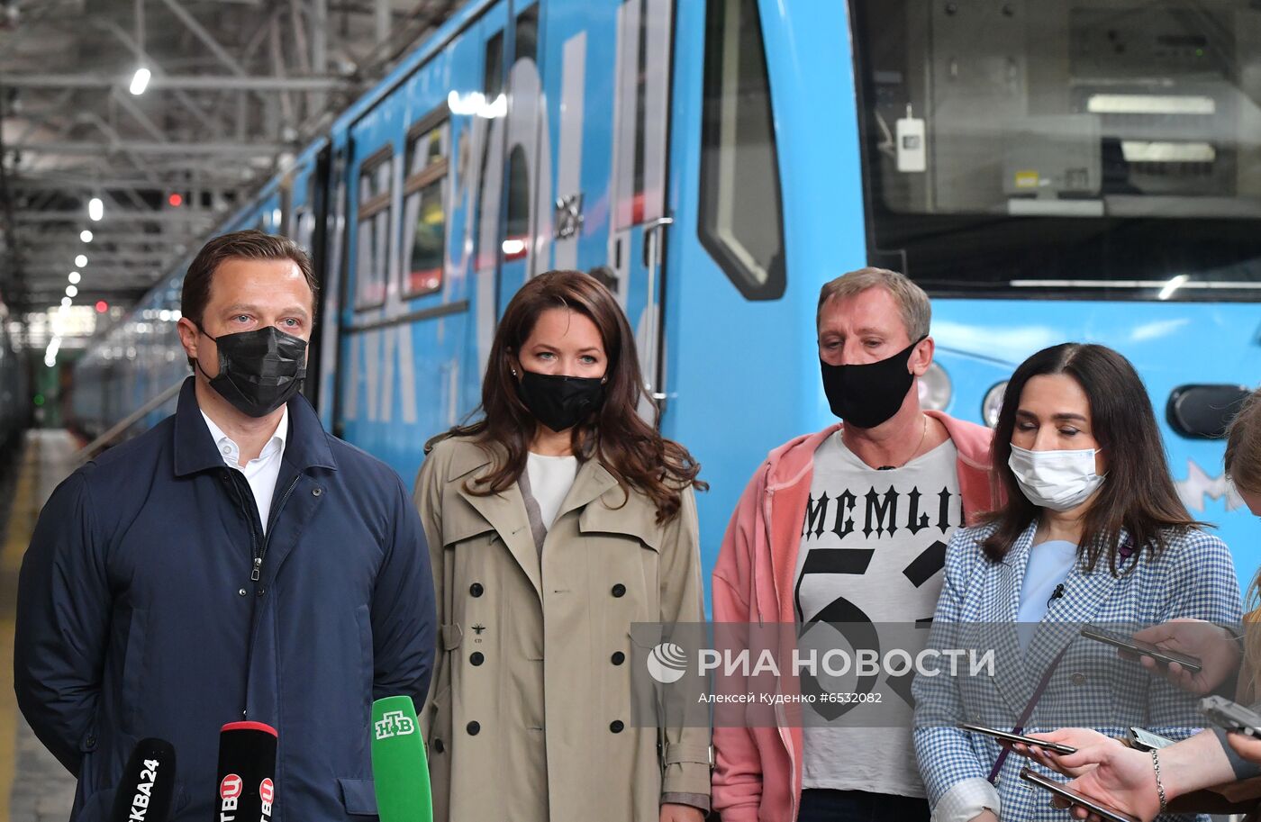 Запуск тематического поезда метро в честь медиков