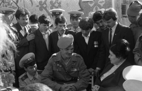 Советские воины-афганцы из Узбекистана