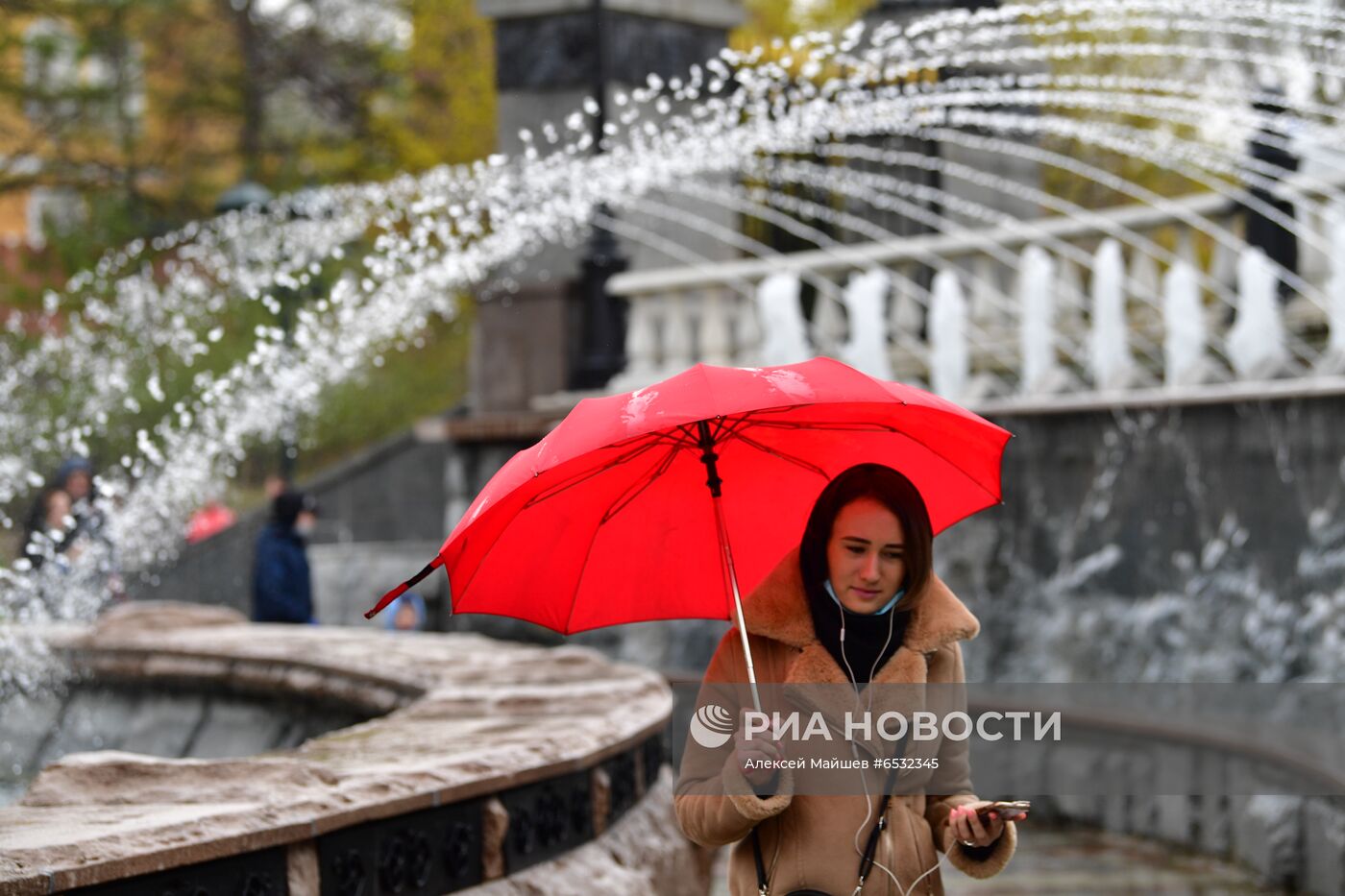 Открытие сезона фонтанов в Москве 