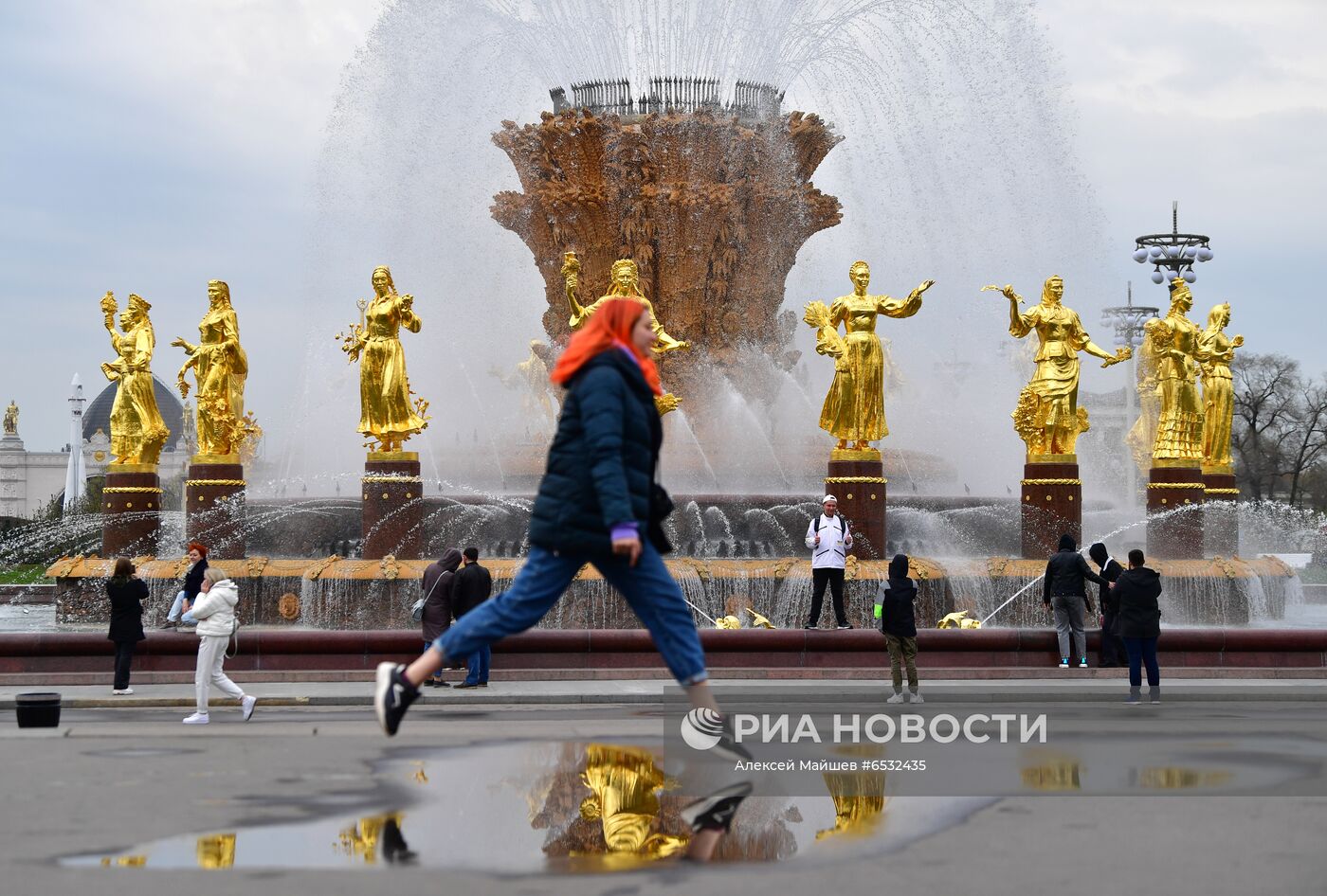 Открытие сезона фонтанов в Москве 