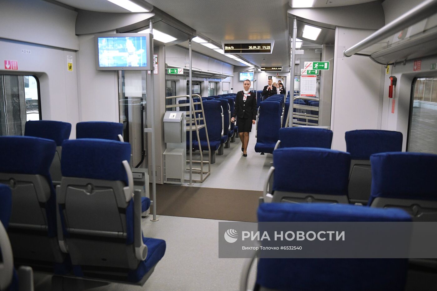 Отправление скоростного поезда "Ласточка" из Минска в Москву