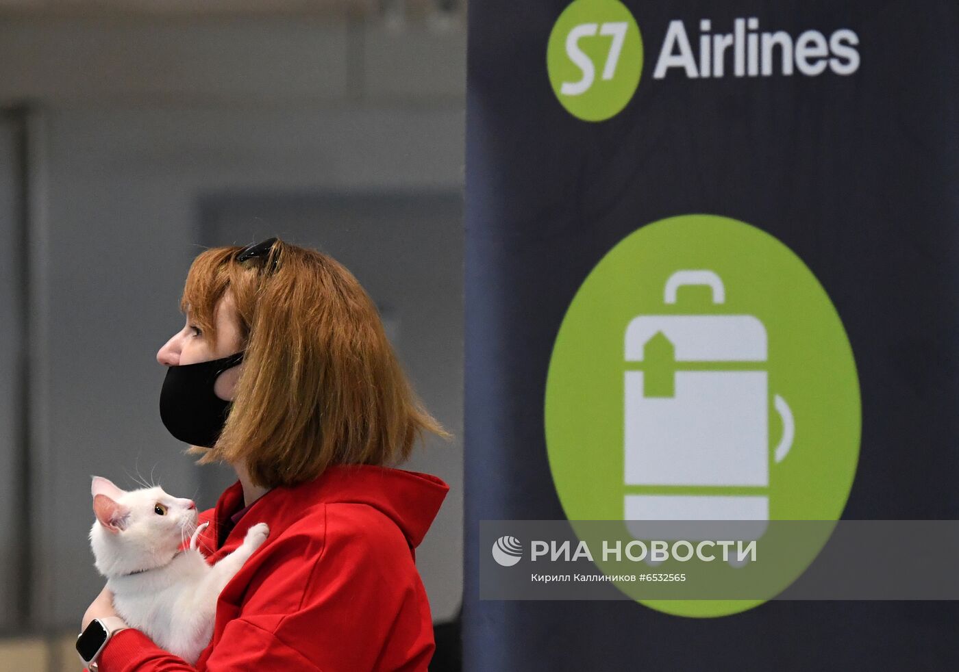 Прилет самолета S7 Airlines в новой ливрее в Домодедово