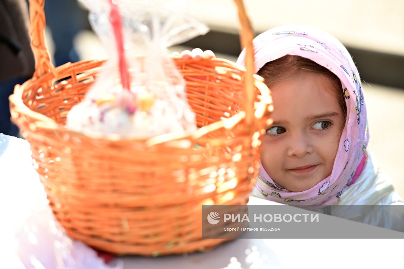 Освящение пасхальных куличей и яиц