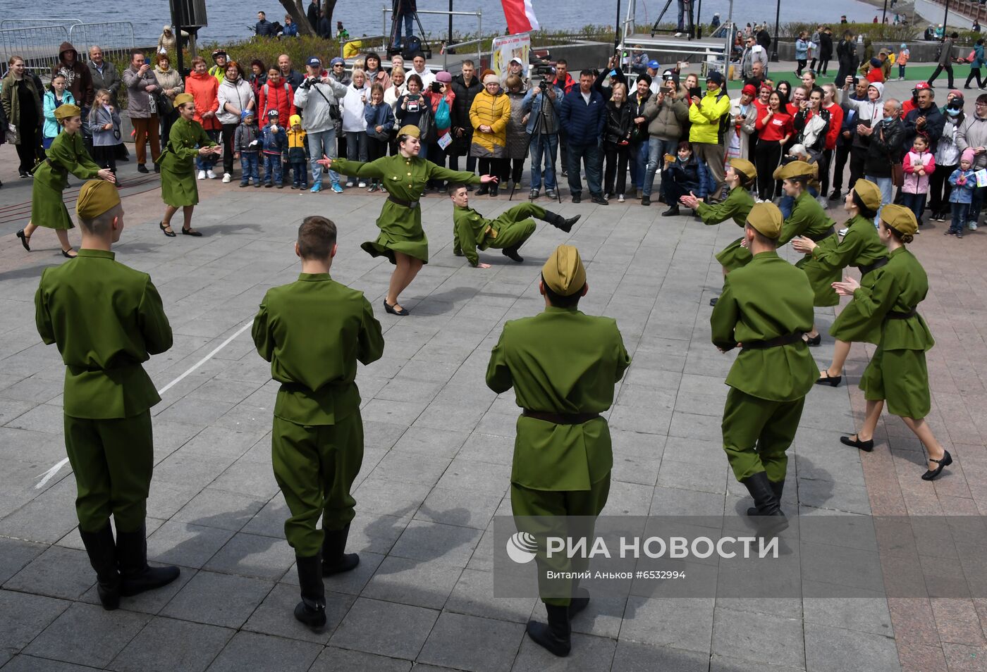 Первомайские народные гуляния