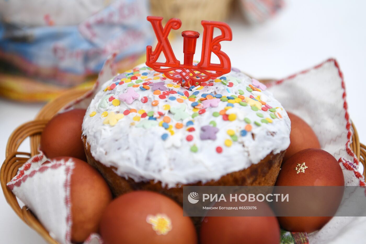 Освящение пасхальных куличей и яиц