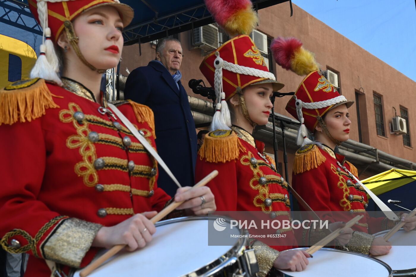 Праздничный митинг в честь 1 мая