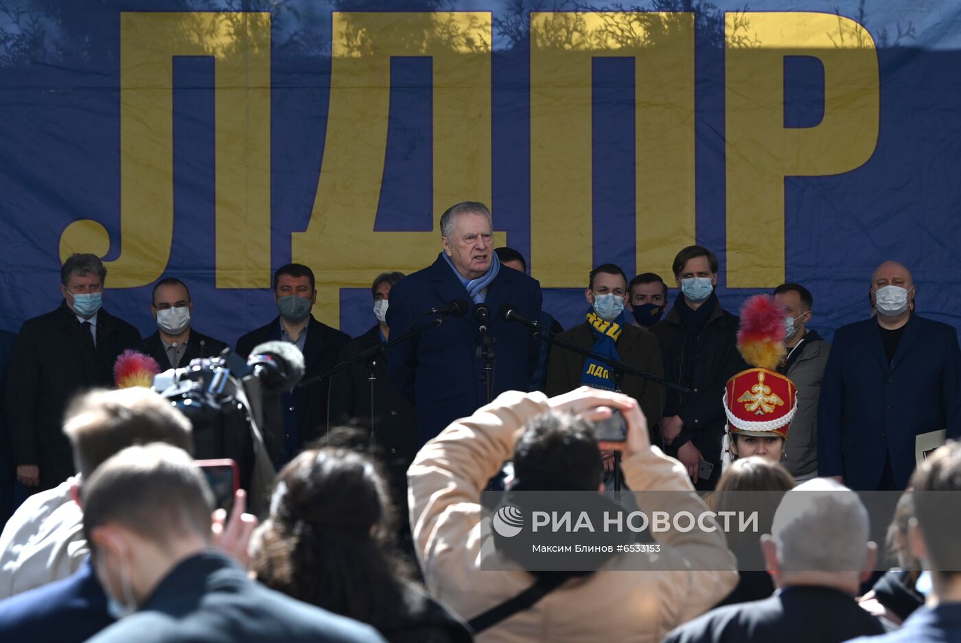 Праздничный митинг в честь 1 мая