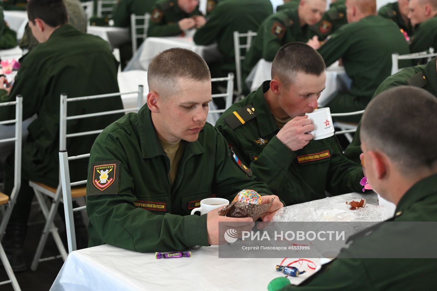 Празднование Пасхи в регионах России