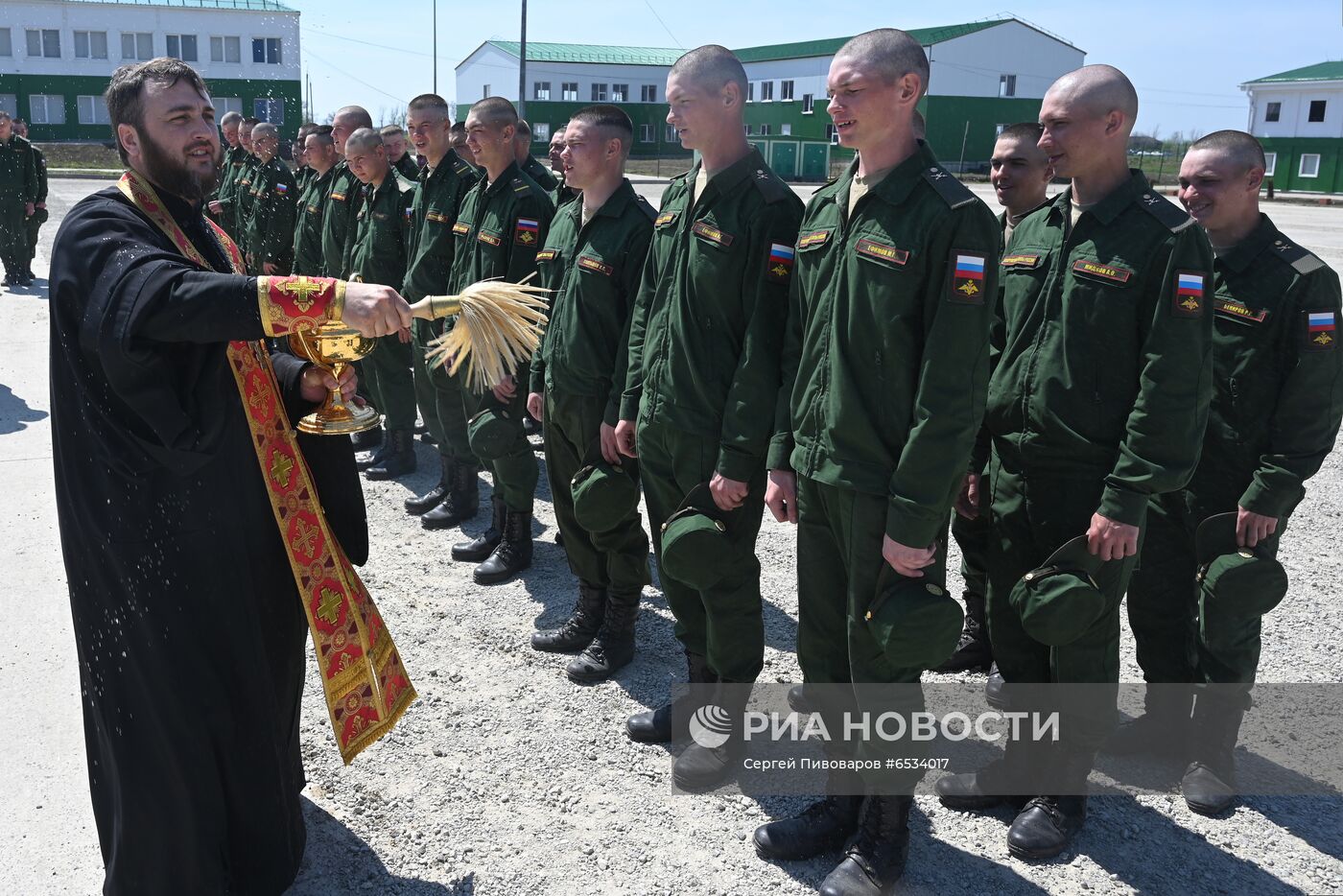 Празднование Пасхи в регионах России