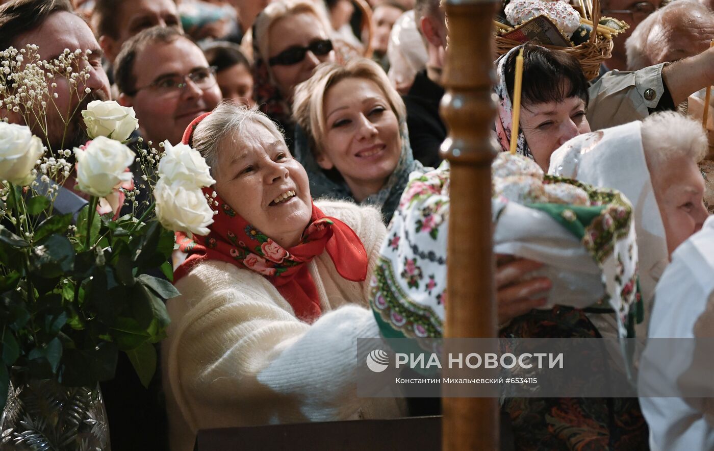 Празднование Пасхи в регионах России