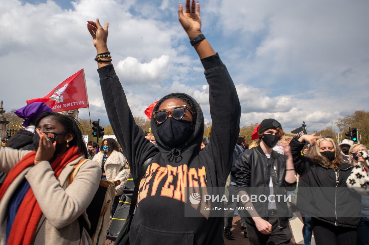 Протесты против закона о расширении полномочий полиции в Великобритании