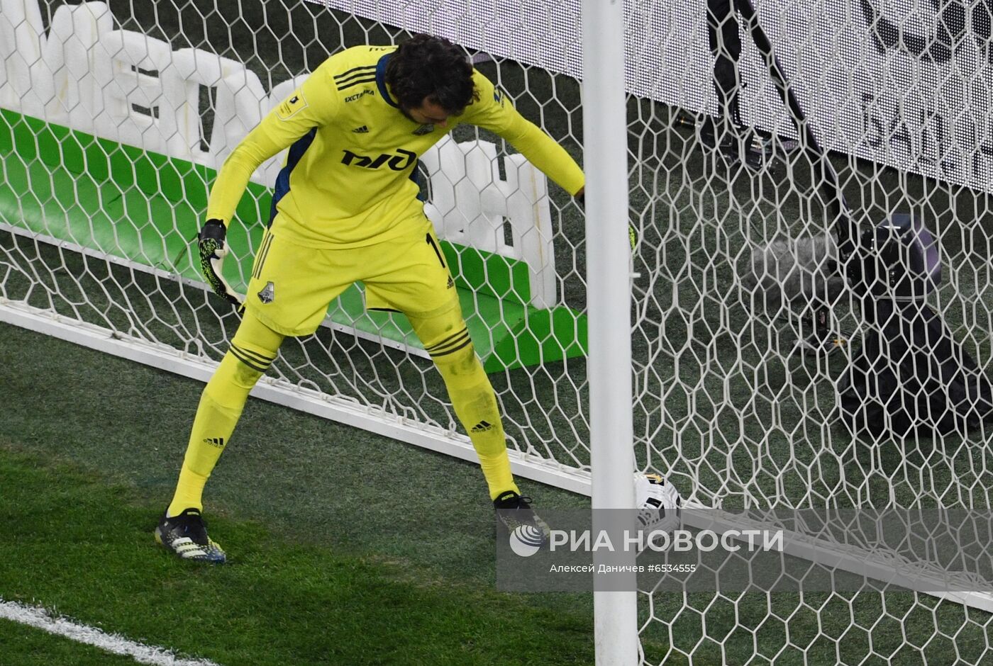 Футбол. РПЛ. Матч "Зенит" - "Локомотив"