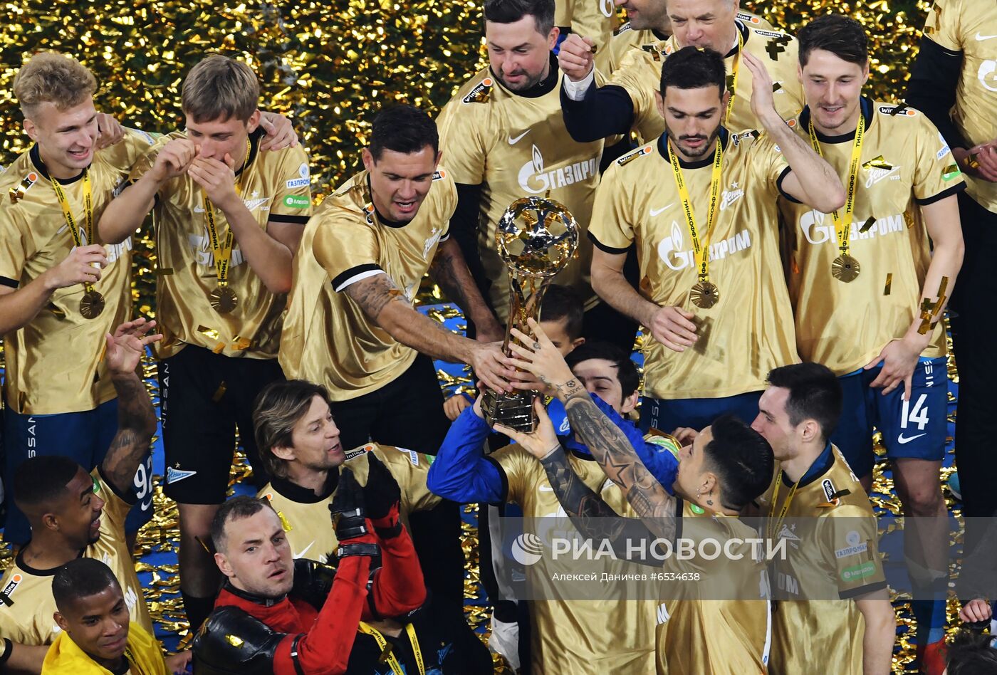 ФК "Зенит" стал досрочно чемпионом России