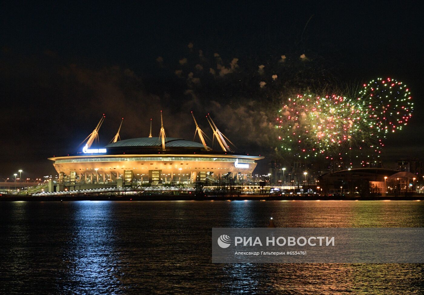 ФК "Зенит" стал досрочно чемпионом России