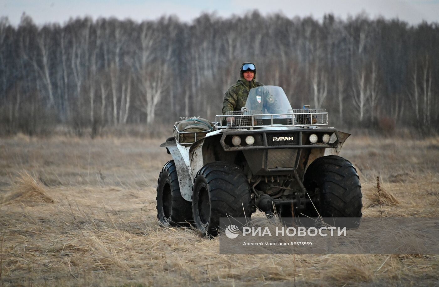 Работа егеря в сезон весенней охоты в Омской области