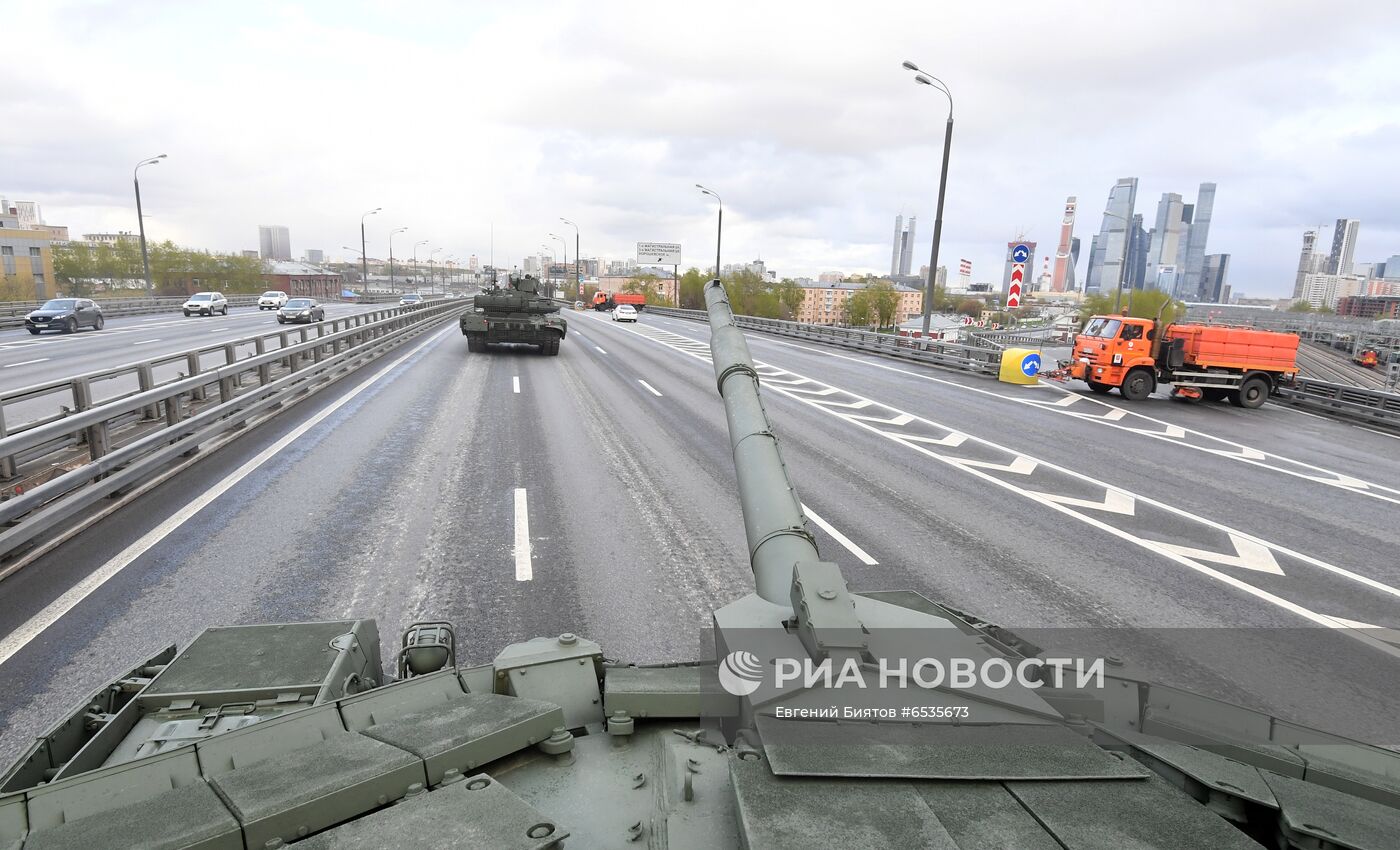 Ночная репетиция парада Победы в Москве 