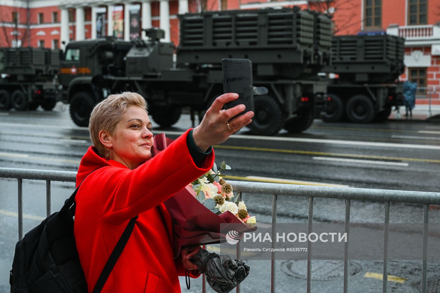 Ночная репетиция парада Победы в Москве