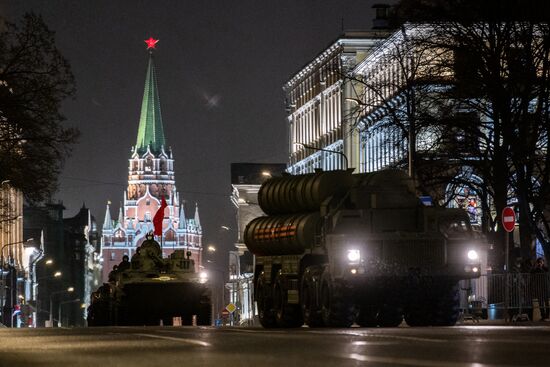 Ночная репетиция парада Победы в Москве