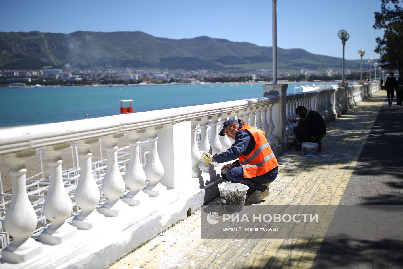 Отдыхающие в Геленджике на майских праздниках