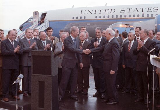 Визит государственного секретаря США Д. Бейкера в Грузию