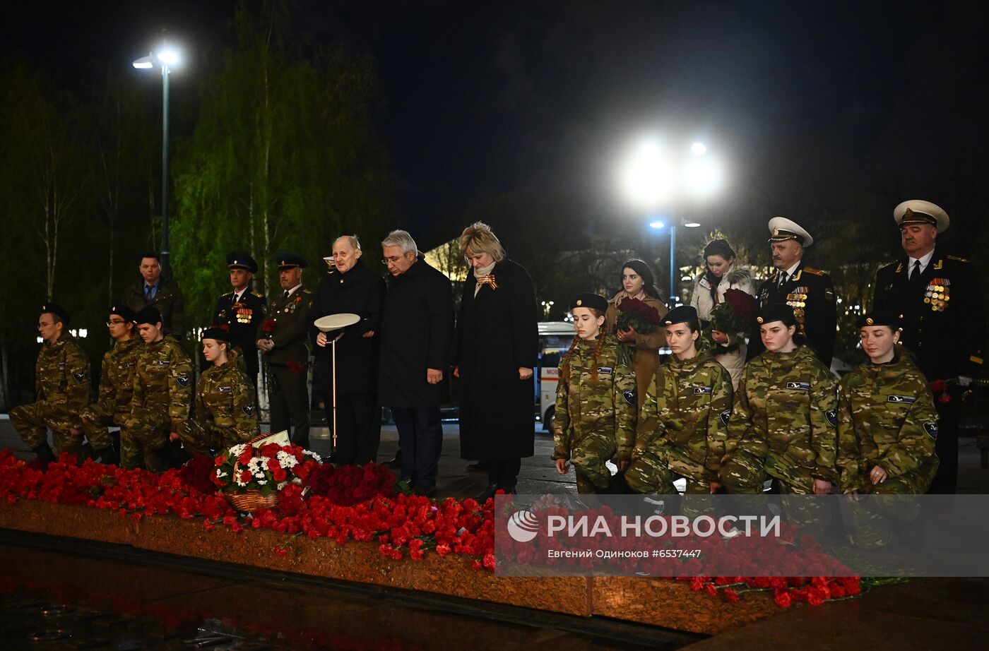 Профилактика Вечного огня в Александровском саду