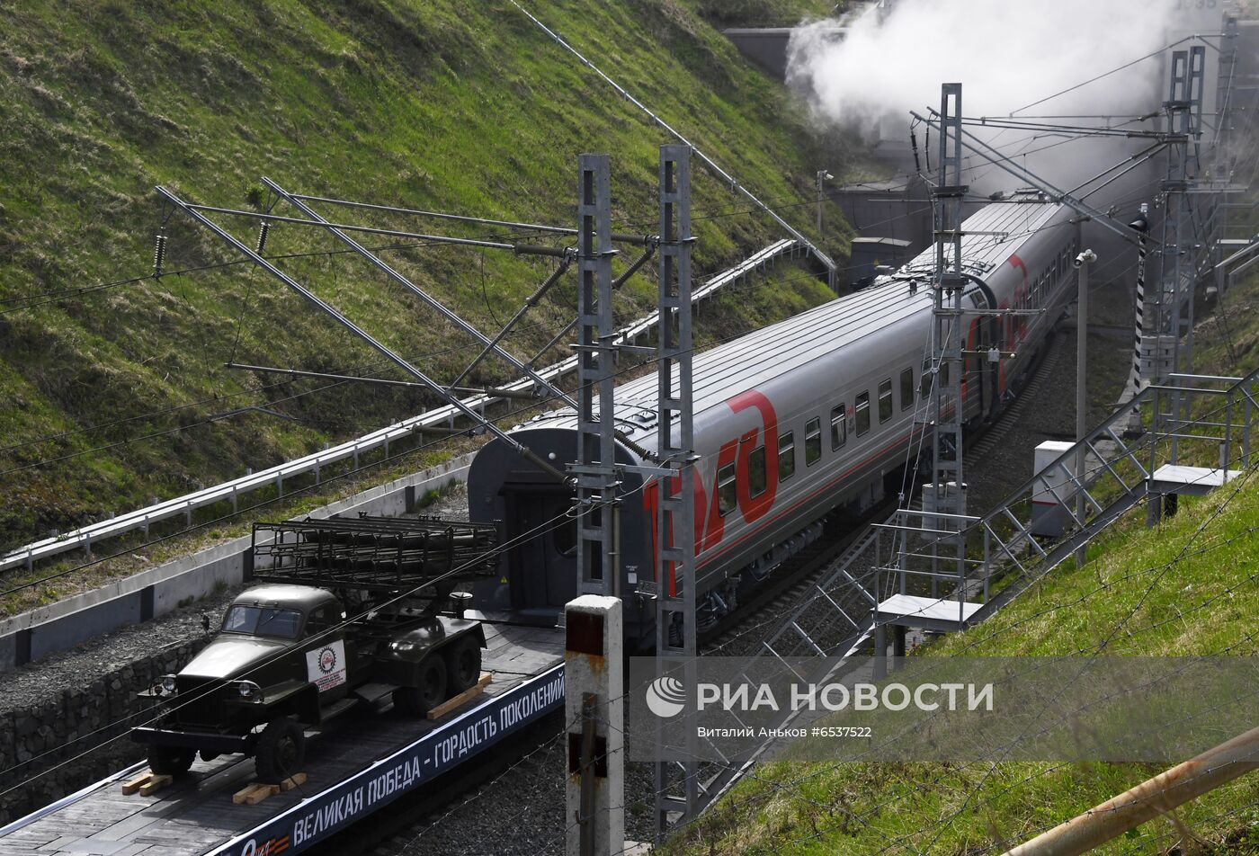 Прибытие ретро-поезда "Победа" во Владивосток